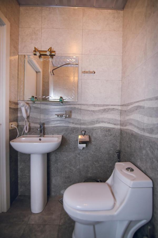 Hotel Kera Tbilisi Exterior photo